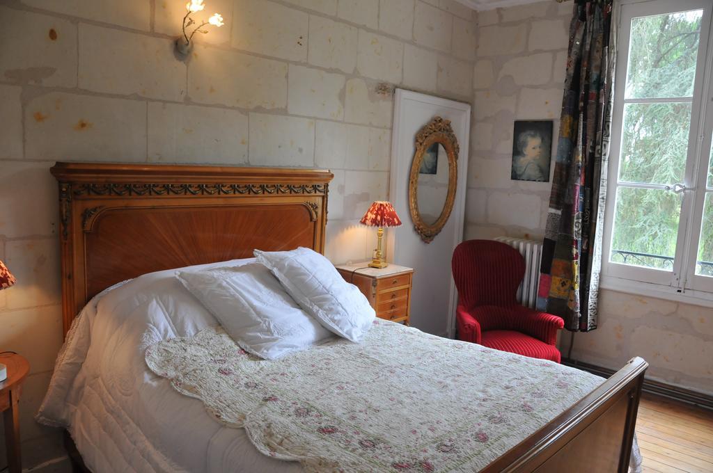 Chateau De La Chaussee Bed & Breakfast Brain-sur-Allonnes Exterior photo